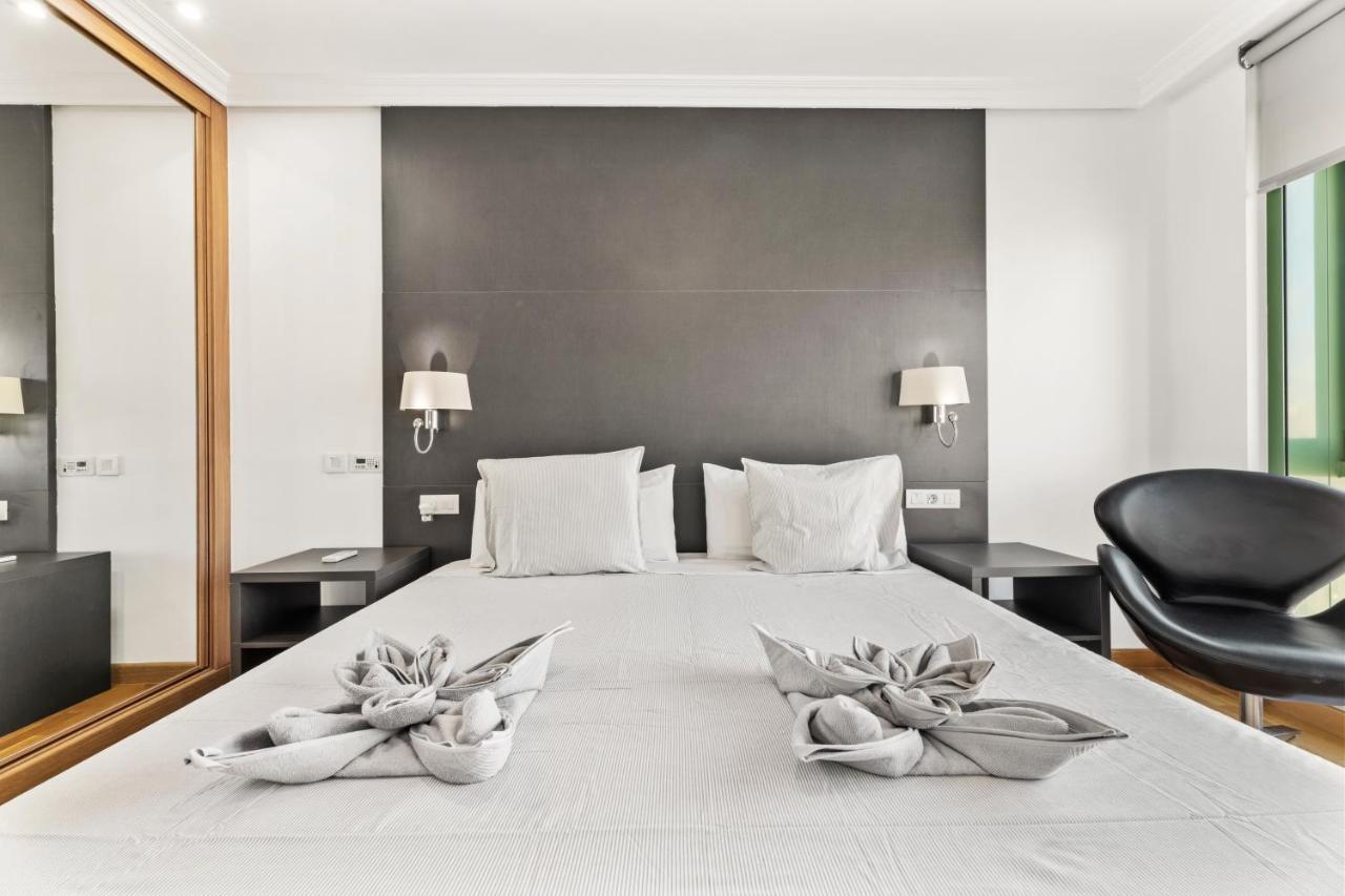 Home2Book Stylish Apartment Arrecife Beach エクステリア 写真